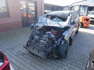 krockskadad bil auto Renault Espace VI Esprit Alpine E-Tech Hybrid Panoramadak 2023/12