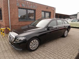 skadebil auto Mercedes E-klasse E 200 D BUSINESS HEAD-UP 2020/7