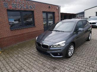 Coche accidentado BMW 2-serie 218 d ACTIVE TOURER SPORT LINE LEER LED AUTOMAAT 2015/1