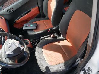 Hyundai I-10  picture 12