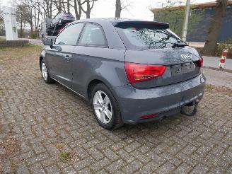 Audi A1 PANORAMADAK picture 6