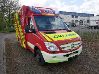 Mercedes Sprinter 519 CDI ZIEKENHUIS AUTO picture 2
