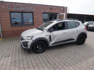 krockskadad bil auto Dacia Sandero STEPWAY EXTREME LED 2024/4