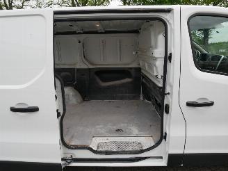 Renault Trafic L1H1 MOTORSCHADE picture 10