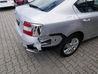 Skoda Octavia  picture 11