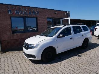 Damaged car Dacia Logan MOTORSCHADE 2019/6
