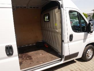 Fiat Ducato L4H2 2e versnelling kraakt!!! picture 8