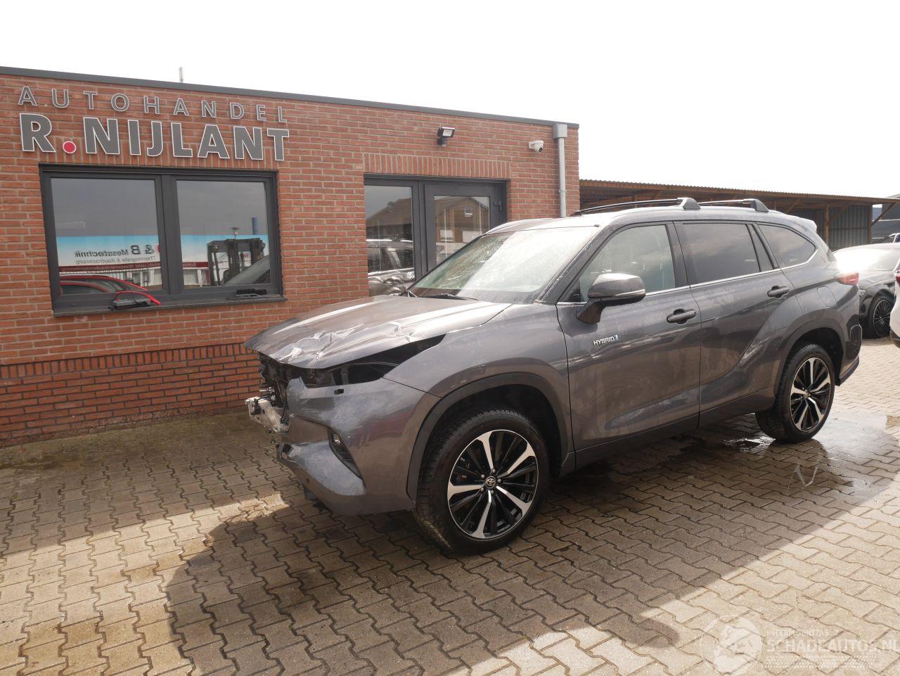 Toyota Highlander AWD LEER LED PANORAMADAK 7 PERSOONS