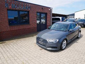Vaurioauto  passenger cars Audi A3 30 TDI VIRTUAL COCKPIT XENON 2018/10