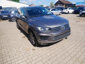 Volkswagen Touareg TERRAIN TECH 4 MOTION LEER XENON picture 2