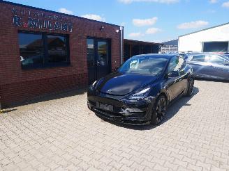 Vaurioauto  passenger cars Tesla Model Y LONG RANGE DUAL PANORAMADAK LEER AWD 2024/7