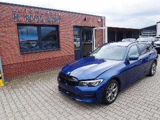 Unfallwagen BMW 3-serie 320 D ADVANTAGE Xdrive HUD 2021/9