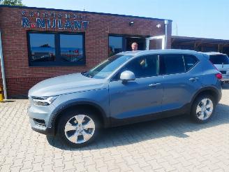 Voiture accidenté Volvo XC40 MOMENTUM LED ACC 2019/7