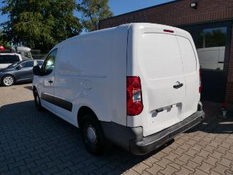Peugeot Partner L2H1 AIRCO picture 4