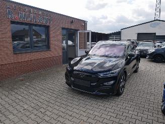 Coche accidentado Ford Mustang Mach-e PREMIUM AWD LEER PANORAMADAK B & O 2021/6