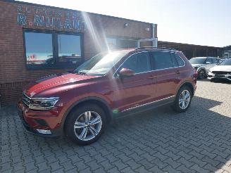 Schadeauto Volkswagen Tiguan 4MOTION DSG 2016/11