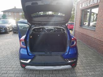 Renault Captur E-TECH  PLUG-IN HYBRID 160 E picture 17