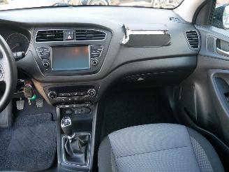 Hyundai I-20 PANORAMADAK picture 13