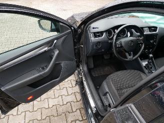 Skoda Octavia scout 4x4 LED DSG picture 9
