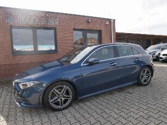 škoda osobní automobily Mercedes A-klasse A 200 D AMG LINE ALCANTARA 2022/11