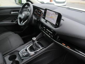 Nissan Qashqai 1.3DIG-T140pk MildHybrid Climatronic Navi Panorama-D Camera Keyless-Go picture 13