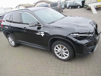 BMW X1 S-Drive18d 2.0D AUT. Climatronic  Leer  Navi  Camera  StoelVerwarming........ picture 3