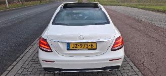 Mercedes E-klasse E200 Aut. AMG-LINE  AmbientLight  HalfLeer Navi Pano/SchuifDak StoelVerwarming NL-AUTO Schadevrij picture 7
