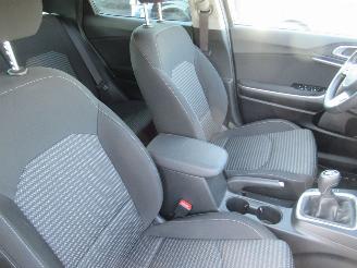 Kia Xceed 1.0T-GDI 32.459km!! Airco Navi Camera CruiseControl.... picture 20