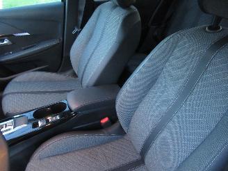 Peugeot 208 1.2 Hybrid AUT. Allure  16.000km!! VirtualCockpit Climatronic HalfLeer Navi Camera ....... picture 22