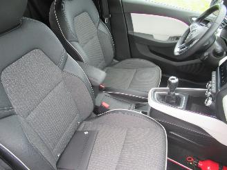 Renault Clio Tce 90 Techno  Climatronic HalfLeer Navi Camera AmbientLight picture 13