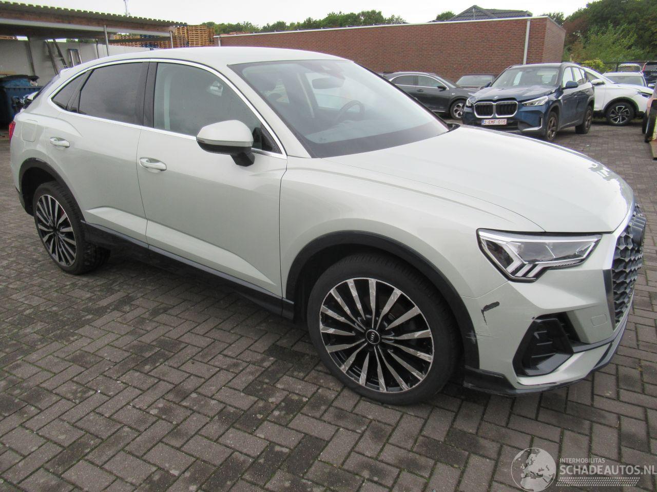 Audi Q3 SportBack 35TFSI 150pk Stronic Aut. VirtualCockpit Leer Navi Camera StoelVerwarming....
