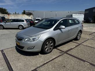  Opel Astra 1.4 Cosmo Sportstourer 2012/6