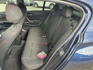 BMW 1-serie 118i picture 11