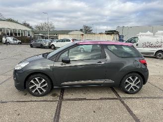 DS Automobiles DS 3 1.2 VTi Chic picture 19