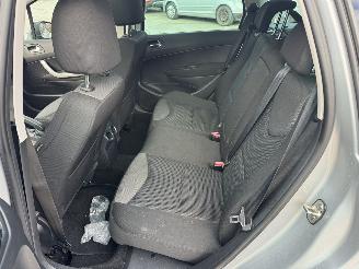 Peugeot 308 1.6 VTi  SW  Active picture 14