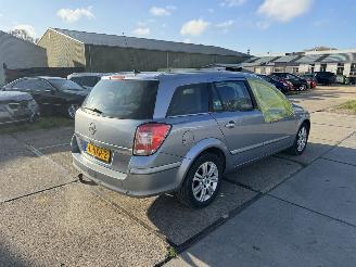 Opel Astra 1.6 Wagon picture 3