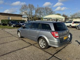 Opel Astra 1.6 Wagon picture 4