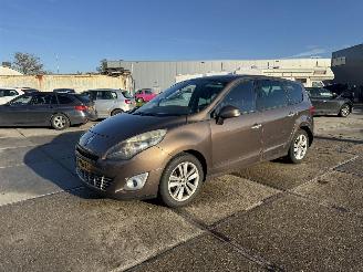 Avarii autoturisme Renault Grand-scenic 2.0 Aut. Privilege 2009/7