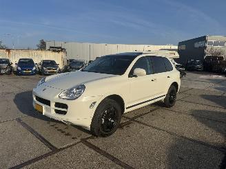 Avarii autoturisme Porsche Cayenne 4.5 S 2004/3