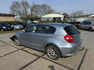 BMW 1-serie 116i picture 4