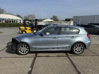 BMW 1-serie 116i picture 15