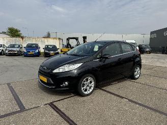 Voiture accidenté Ford Fiesta 1.25 Titanium 2012/9