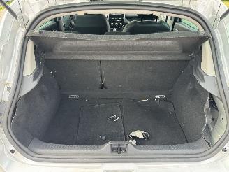 Renault Clio 1.5 DCI Eco Expression picture 15