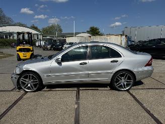 Mercedes C-klasse 200 K Avantgarde picture 25