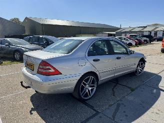 Mercedes C-klasse 200 K Avantgarde picture 3