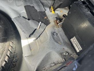 Toyota Prius 1.5 VVT-I picture 14