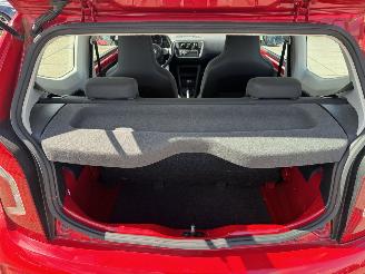 Volkswagen Up! 1.0 Take Up picture 13