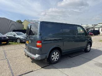 Volkswagen Transporter 2.5 TDI picture 3