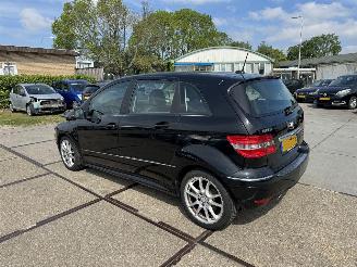 Mercedes B-klasse B180 automaat picture 4