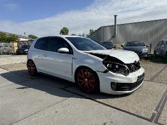 Volkswagen Golf 2.0 GTI adidas picture 2